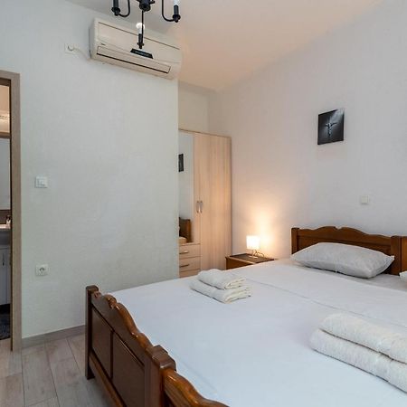 Filomena Rooms Trogir Exterior foto