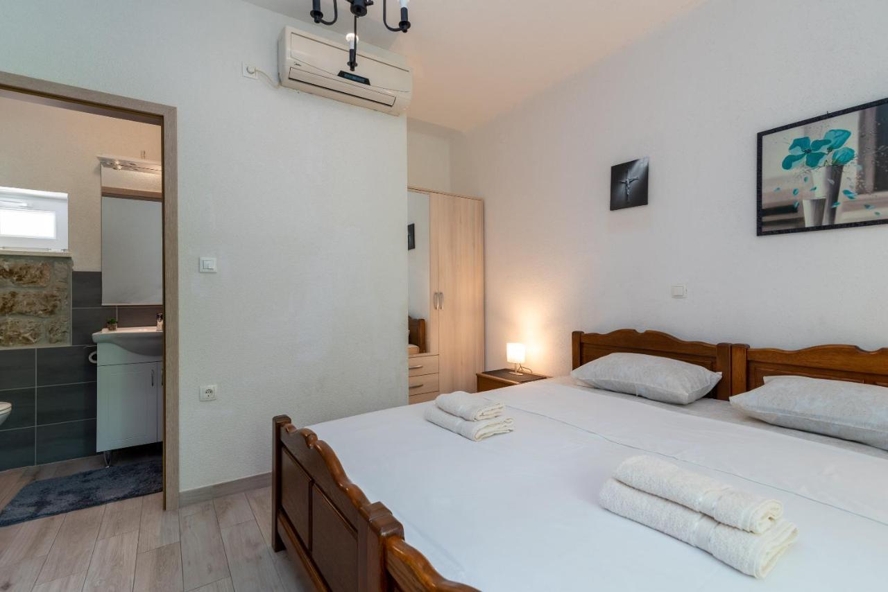 Filomena Rooms Trogir Exterior foto