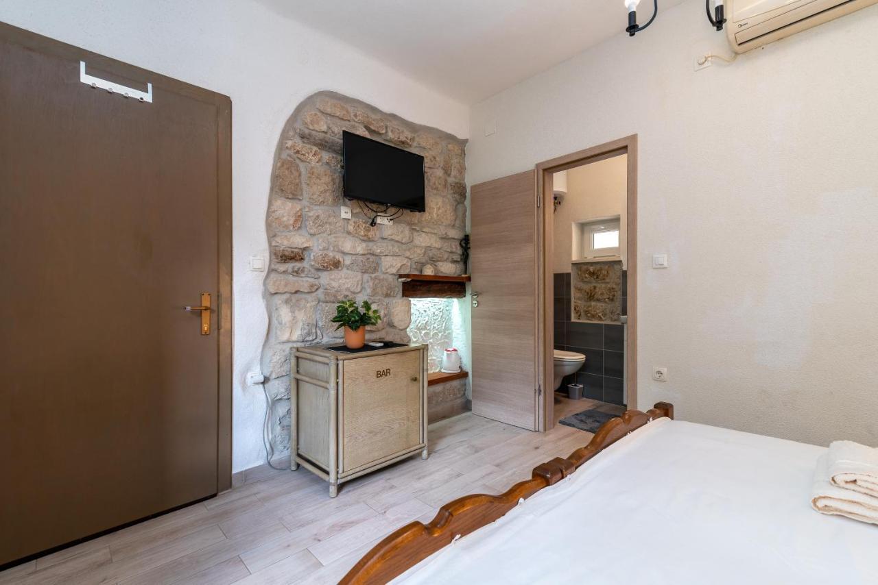 Filomena Rooms Trogir Exterior foto
